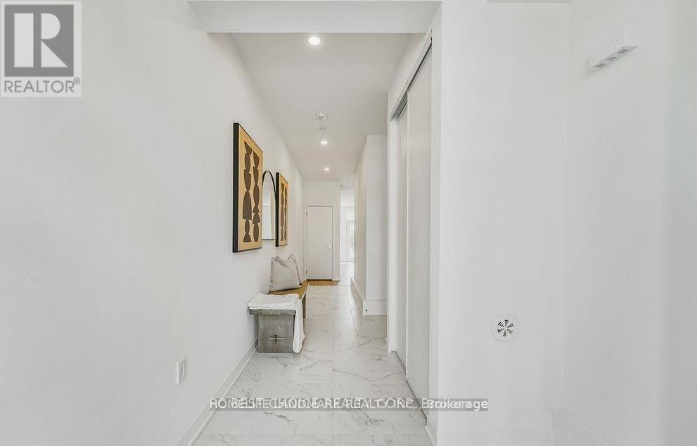 3058 TRAILSIDE DRIVE, Oakville (GO Glenorchy), Ontario, L6M4M2 — Photo 2