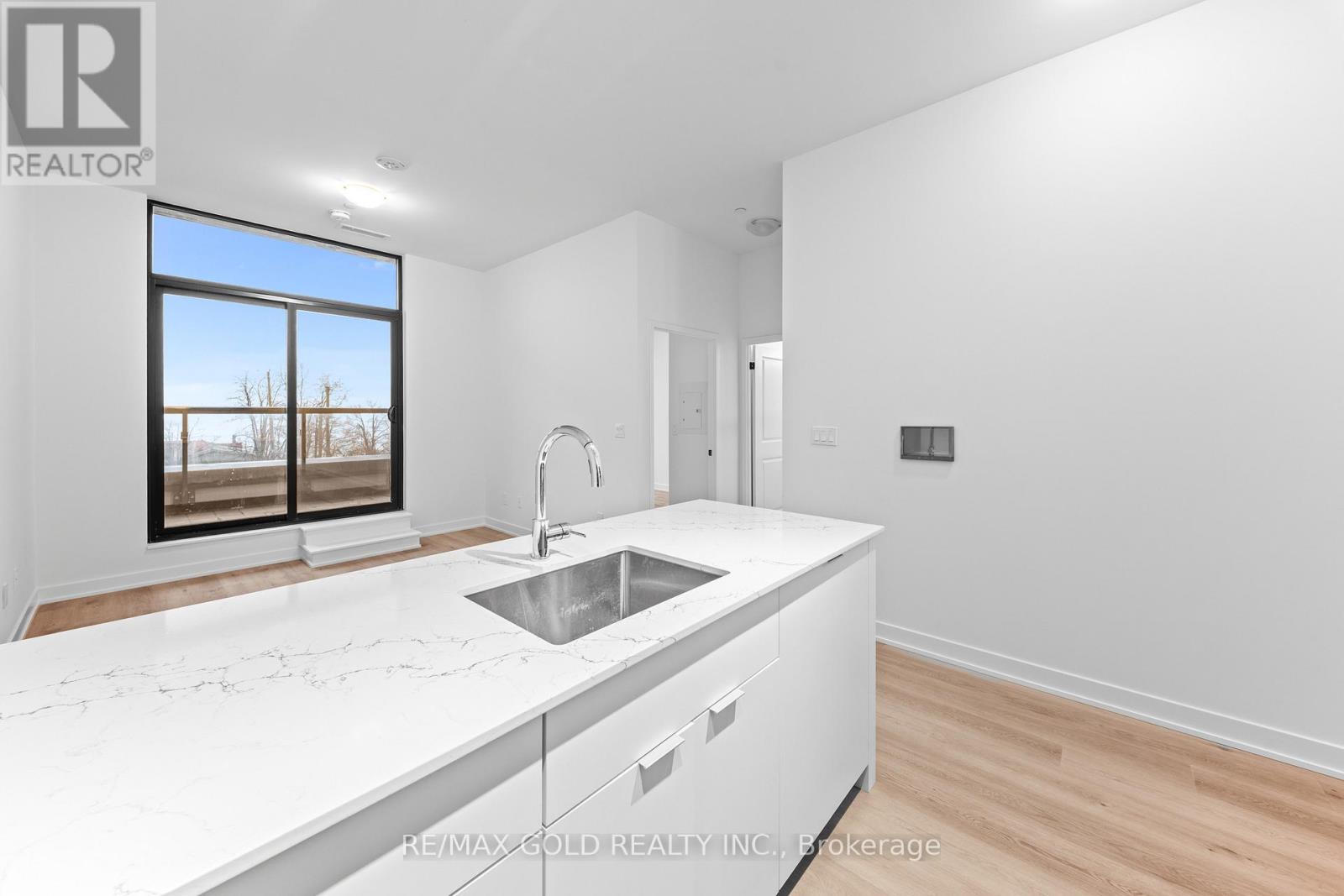 214 - 2075 LAKESHORE ROAD, Burlington (Brant), Ontario, L7R1E2 — Photo 27