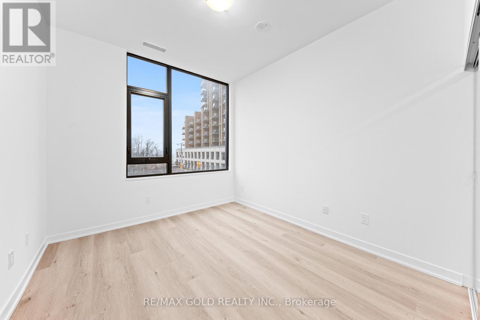 214 - 2075 LAKESHORE ROAD, Burlington (Brant), Ontario, L7R1E2 — Photo 34