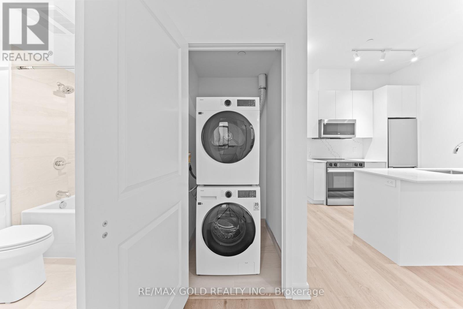 214 - 2075 LAKESHORE ROAD, Burlington (Brant), Ontario, L7R1E2 — Photo 37