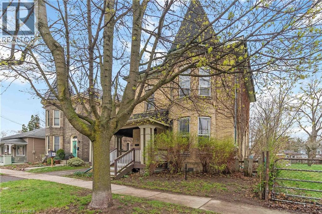 74 PEARL Street, Brantford, Ontario, N3T3N7 — Photo 4