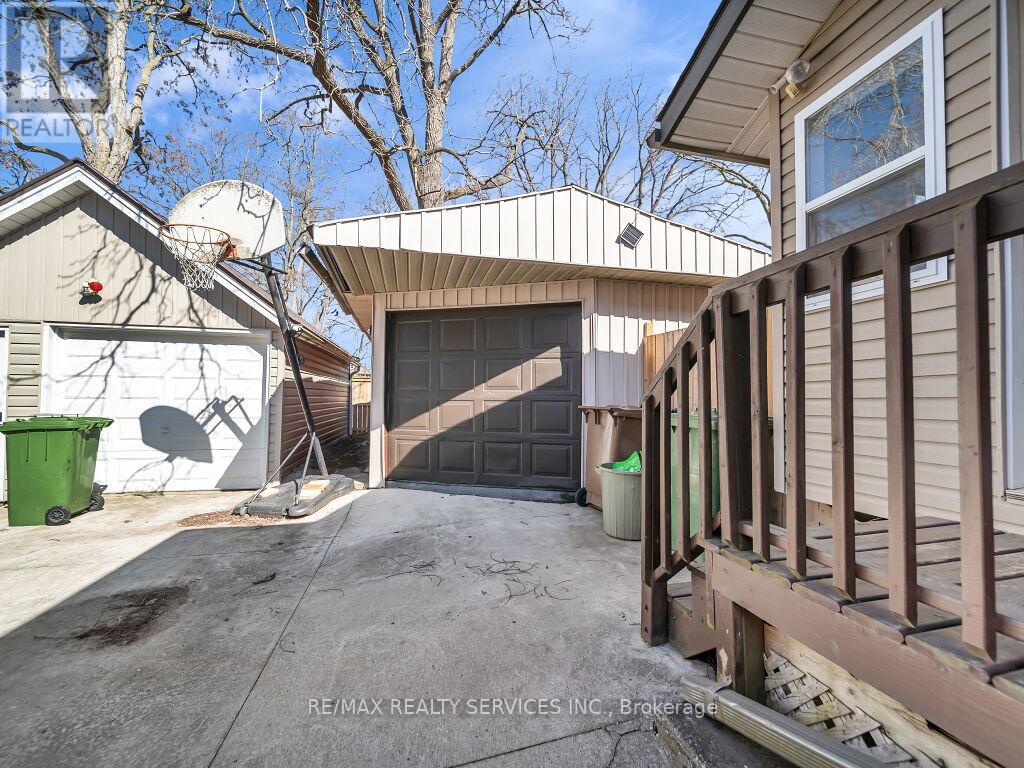 65 MOORE STREET, St. Thomas, Ontario, N5R3W4 — Photo 10