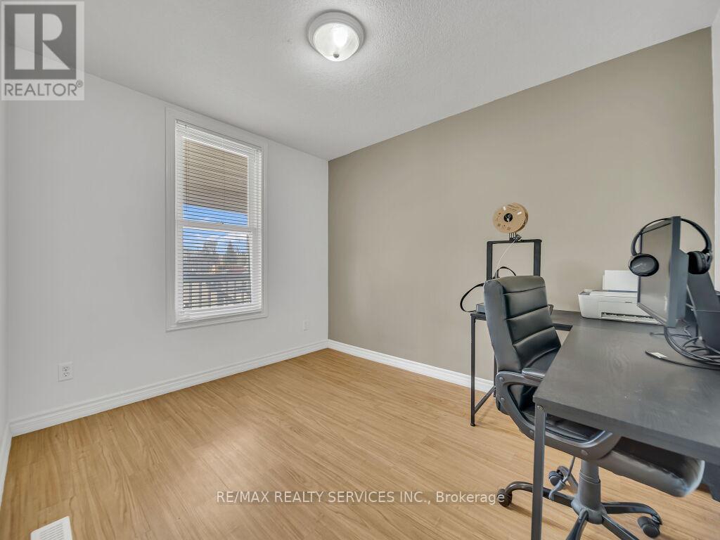 65 MOORE STREET, St. Thomas, Ontario, N5R3W4 — Photo 18