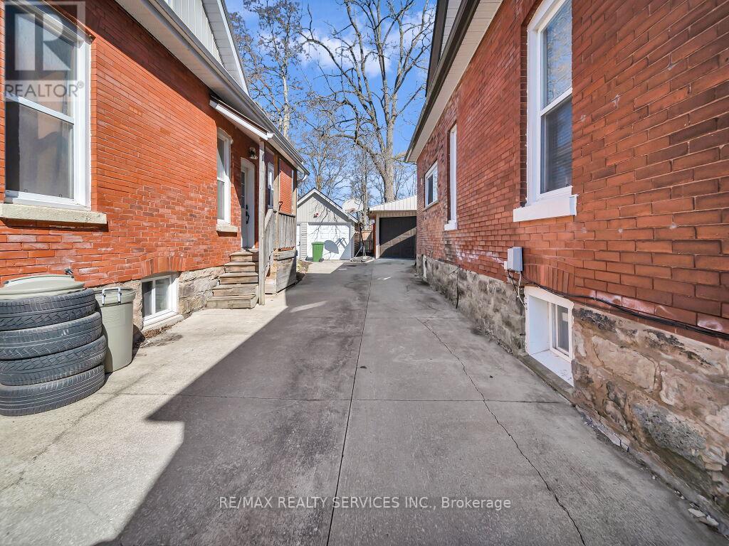 65 MOORE STREET, St. Thomas, Ontario, N5R3W4 — Photo 9