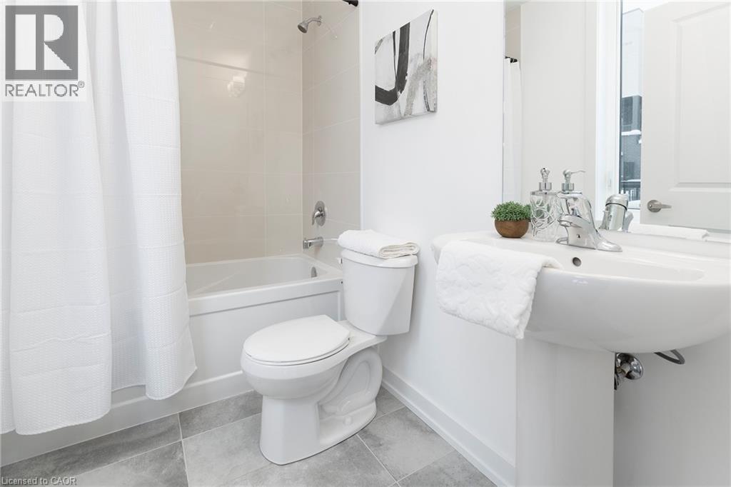 184 ANGUS Drive Unit# 8, Ajax, Ontario, L1S0G5 — Photo 12