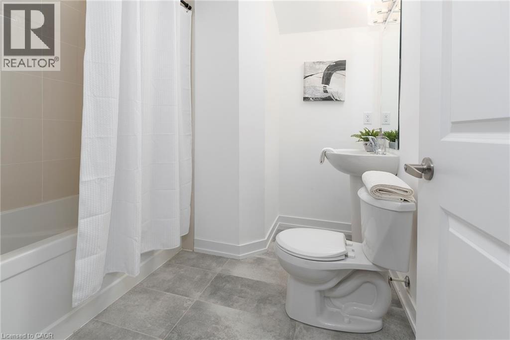 184 ANGUS Drive Unit# 8, Ajax, Ontario, L1S0G5 — Photo 16