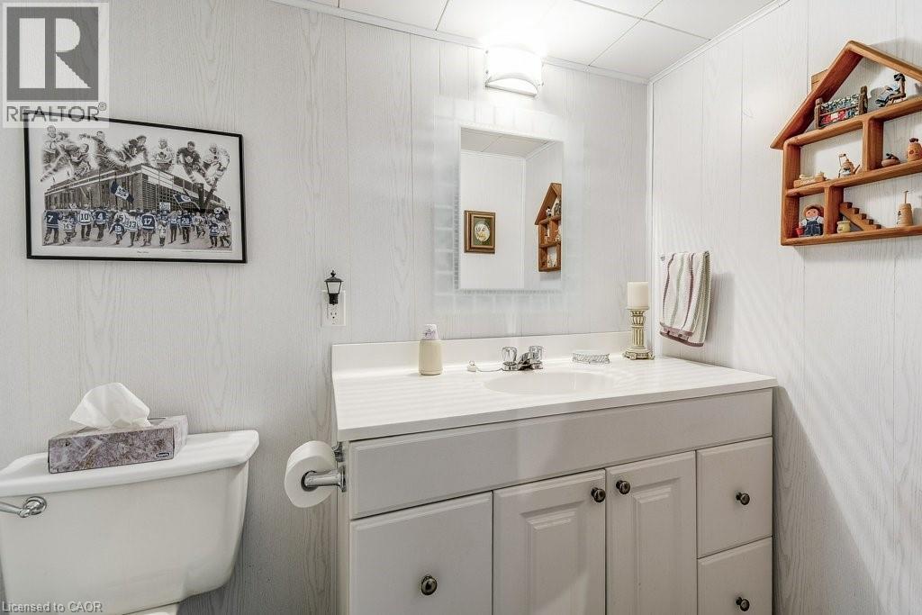 126 GLENARIFF Drive, Freelton, Ontario, L8B1A5 — Photo 30