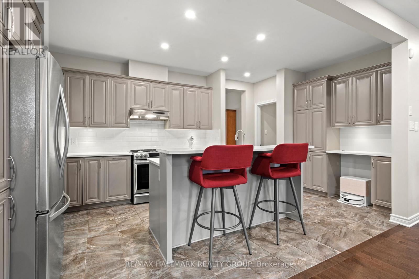 321 HEPATICA WAY, Ottawa, Ontario, K4A0Y9 — Photo 12