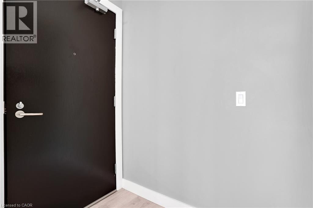 15 GLEBE Street Unit# 802, Cambridge, Ontario, N1S0C3 — Photo 8