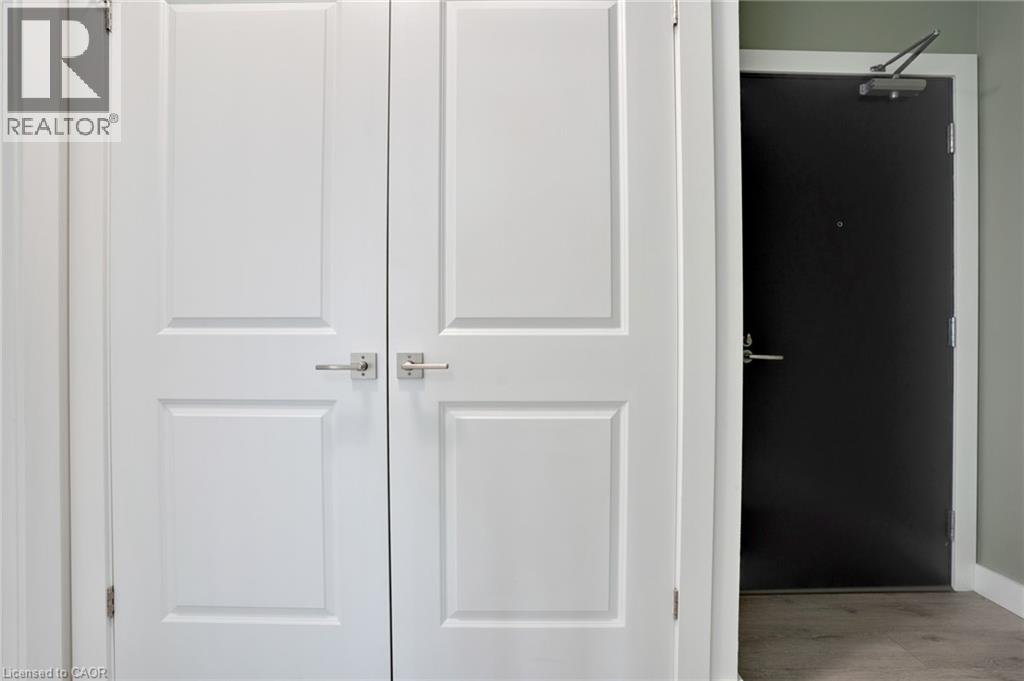 15 GLEBE Street Unit# 802, Cambridge, Ontario, N1S0C3 — Photo 9