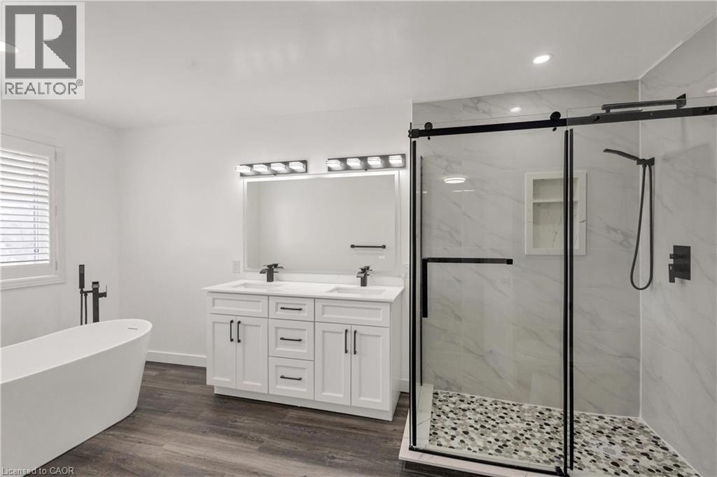 579 PARADISE Crescent, Waterloo, Ontario, N2T2J7 — Photo 27