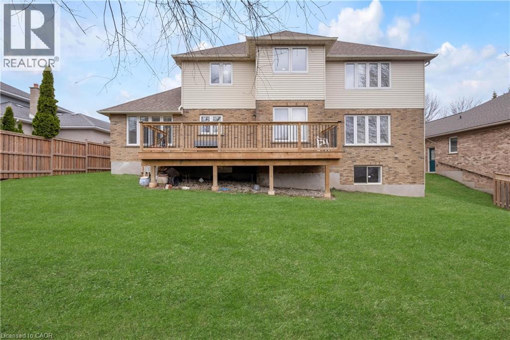 579 PARADISE Crescent, Waterloo, Ontario, N2T2J7 — Photo 44
