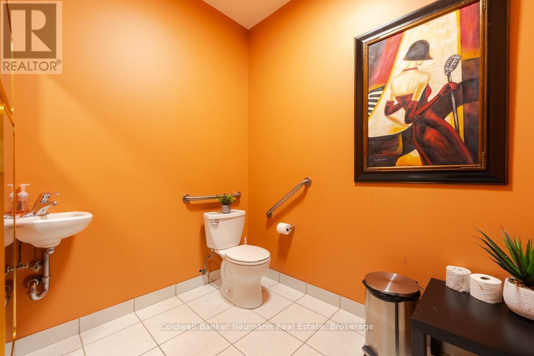 221 - 26 ONTARIO STREET, Guelph (St. Patrick's Ward), Ontario, N1E7K1 — Photo 37