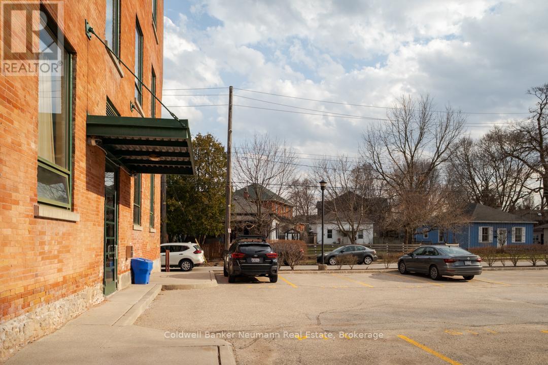 221 - 26 ONTARIO STREET, Guelph (St. Patrick's Ward), Ontario, N1E7K1 — Photo 6