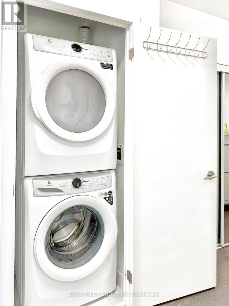 304 - 8 OLYMPIC GARDEN DRIVE, Toronto (Newtonbrook East), Ontario, M2M0B9 — Photo 11