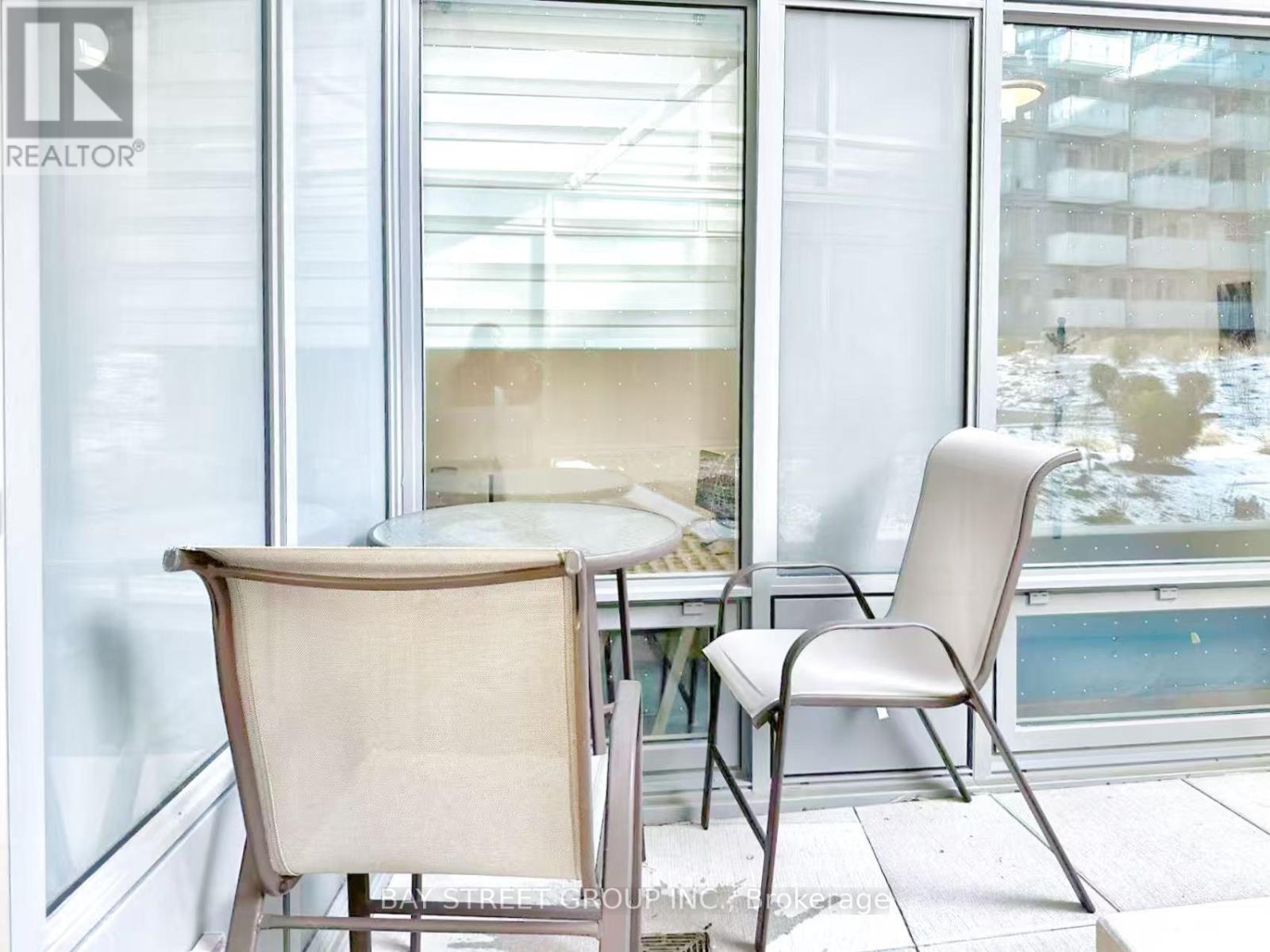 304 - 8 OLYMPIC GARDEN DRIVE, Toronto (Newtonbrook East), Ontario, M2M0B9 — Photo 5