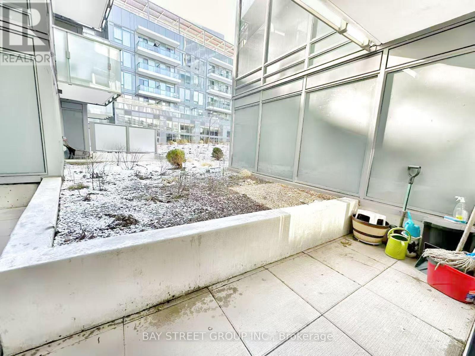 304 - 8 OLYMPIC GARDEN DRIVE, Toronto (Newtonbrook East), Ontario, M2M0B9 — Photo 6