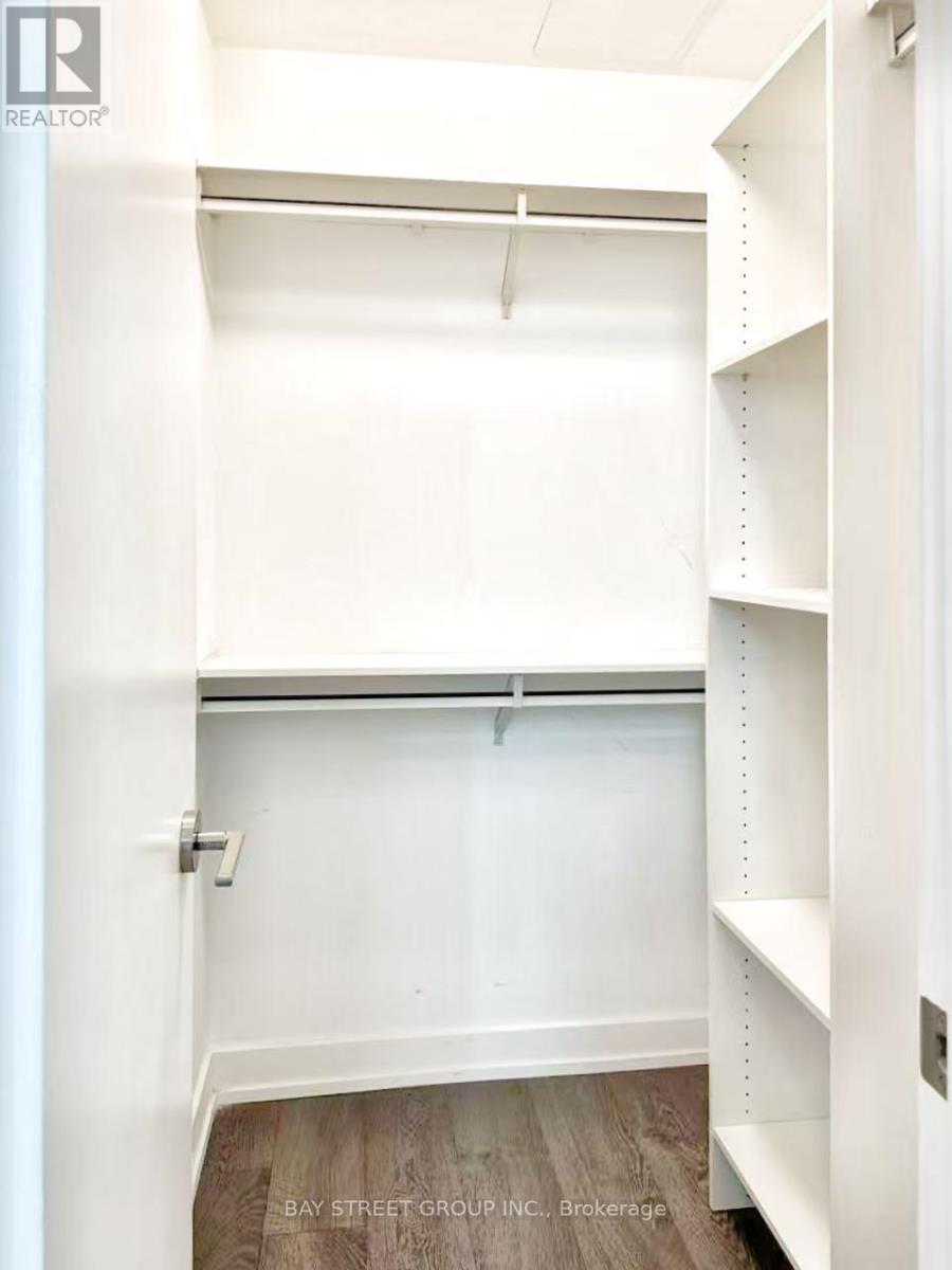 304 - 8 OLYMPIC GARDEN DRIVE, Toronto (Newtonbrook East), Ontario, M2M0B9 — Photo 8