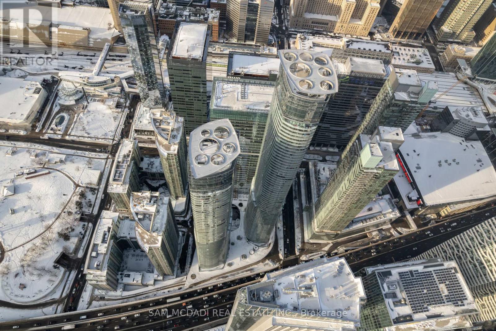 2307 - 12 YORK STREET, Toronto (Waterfront Communities), Ontario, M5J0A9 — Photo 25