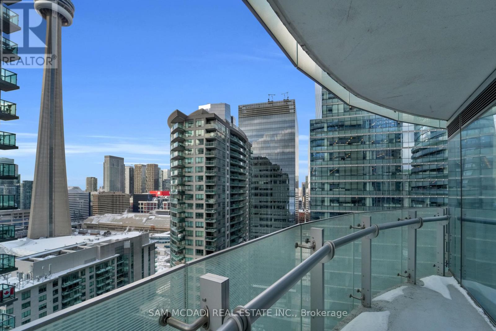 2307 - 12 YORK STREET, Toronto (Waterfront Communities), Ontario, M5J0A9 — Photo 9