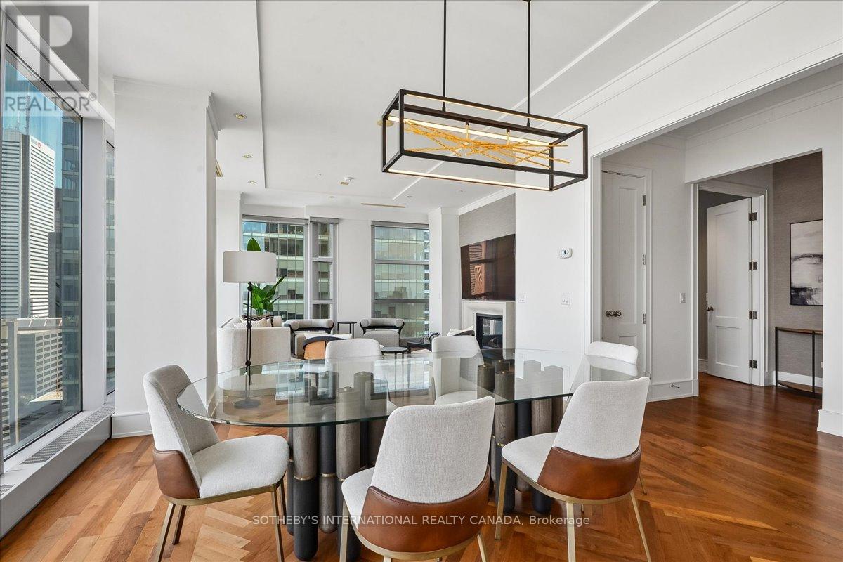 3703 - 183 WELLINGTON STREET W, Toronto (Waterfront Communities), Ontario, M5V0A1 — Photo 17