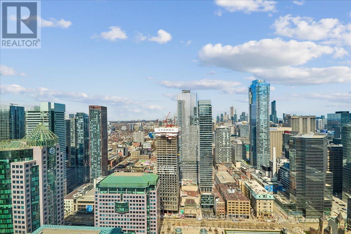 3703 - 183 WELLINGTON STREET W, Toronto (Waterfront Communities), Ontario, M5V0A1 — Photo 22