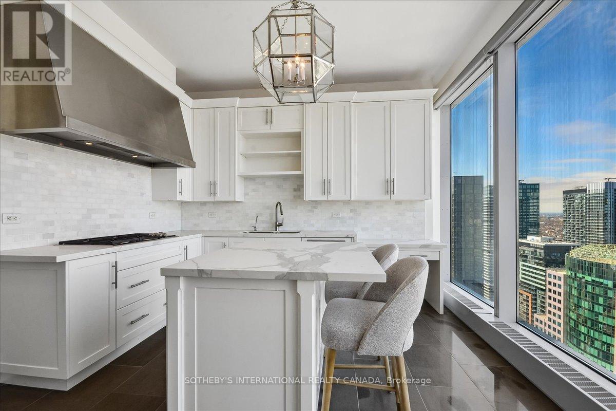 3703 - 183 WELLINGTON STREET W, Toronto (Waterfront Communities), Ontario, M5V0A1 — Photo 25