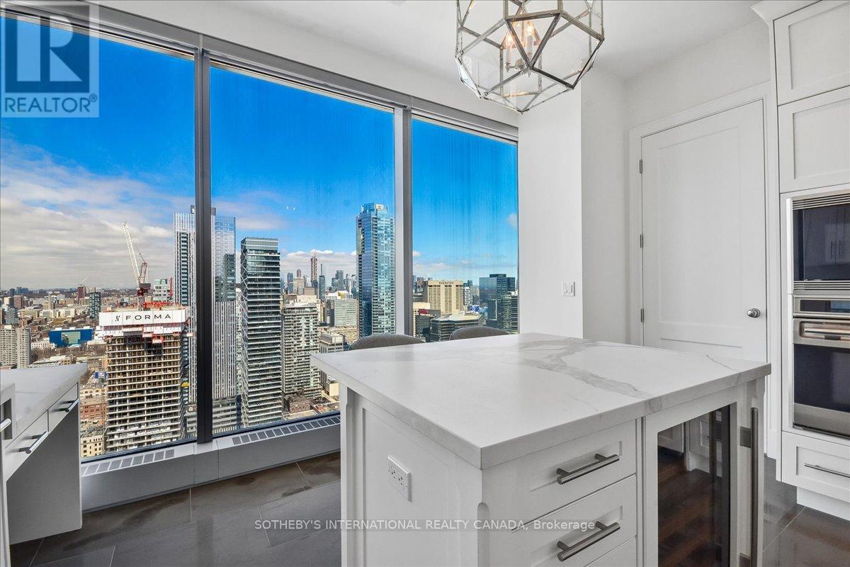 3703 - 183 WELLINGTON STREET W, Toronto (Waterfront Communities), Ontario, M5V0A1 — Photo 28