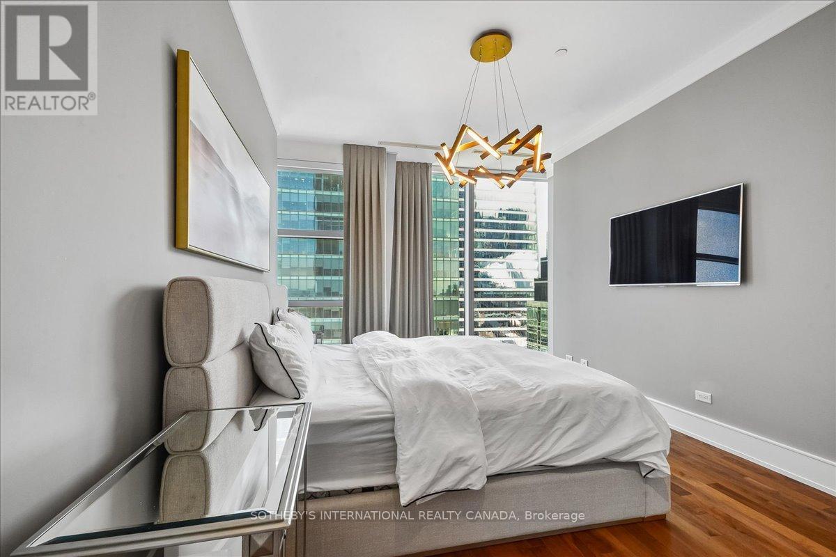 3703 - 183 WELLINGTON STREET W, Toronto (Waterfront Communities), Ontario, M5V0A1 — Photo 32