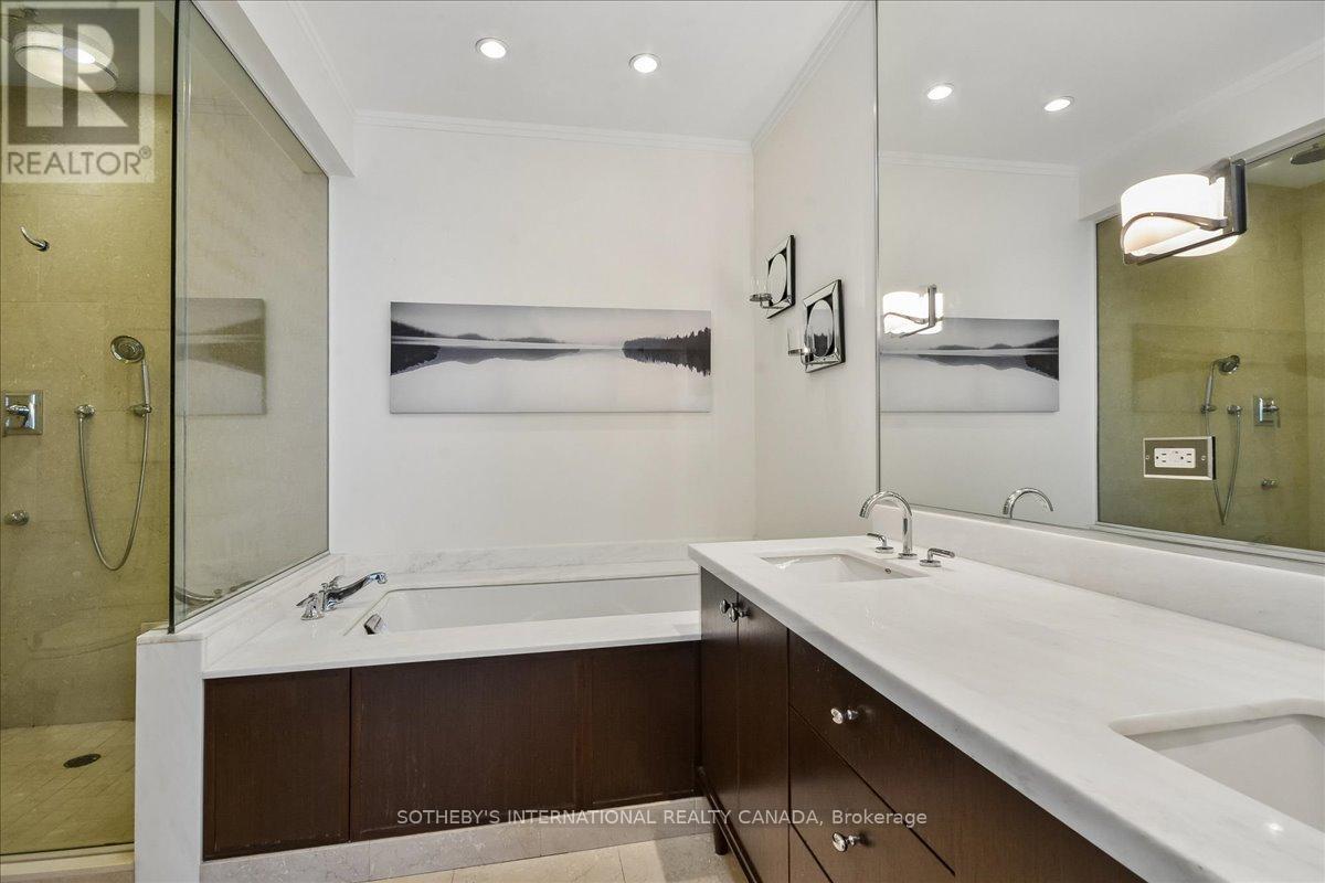 3703 - 183 WELLINGTON STREET W, Toronto (Waterfront Communities), Ontario, M5V0A1 — Photo 35