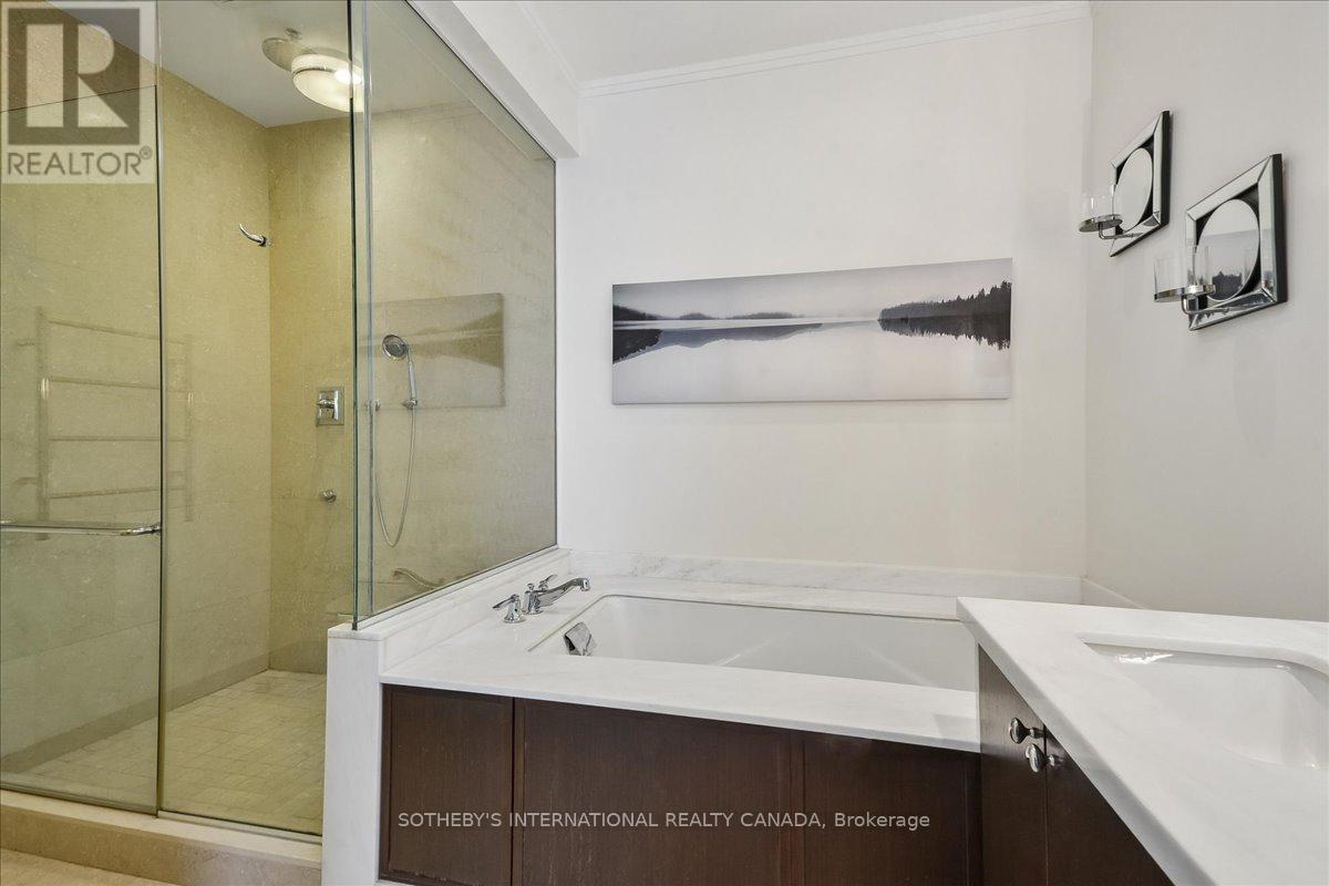 3703 - 183 WELLINGTON STREET W, Toronto (Waterfront Communities), Ontario, M5V0A1 — Photo 36