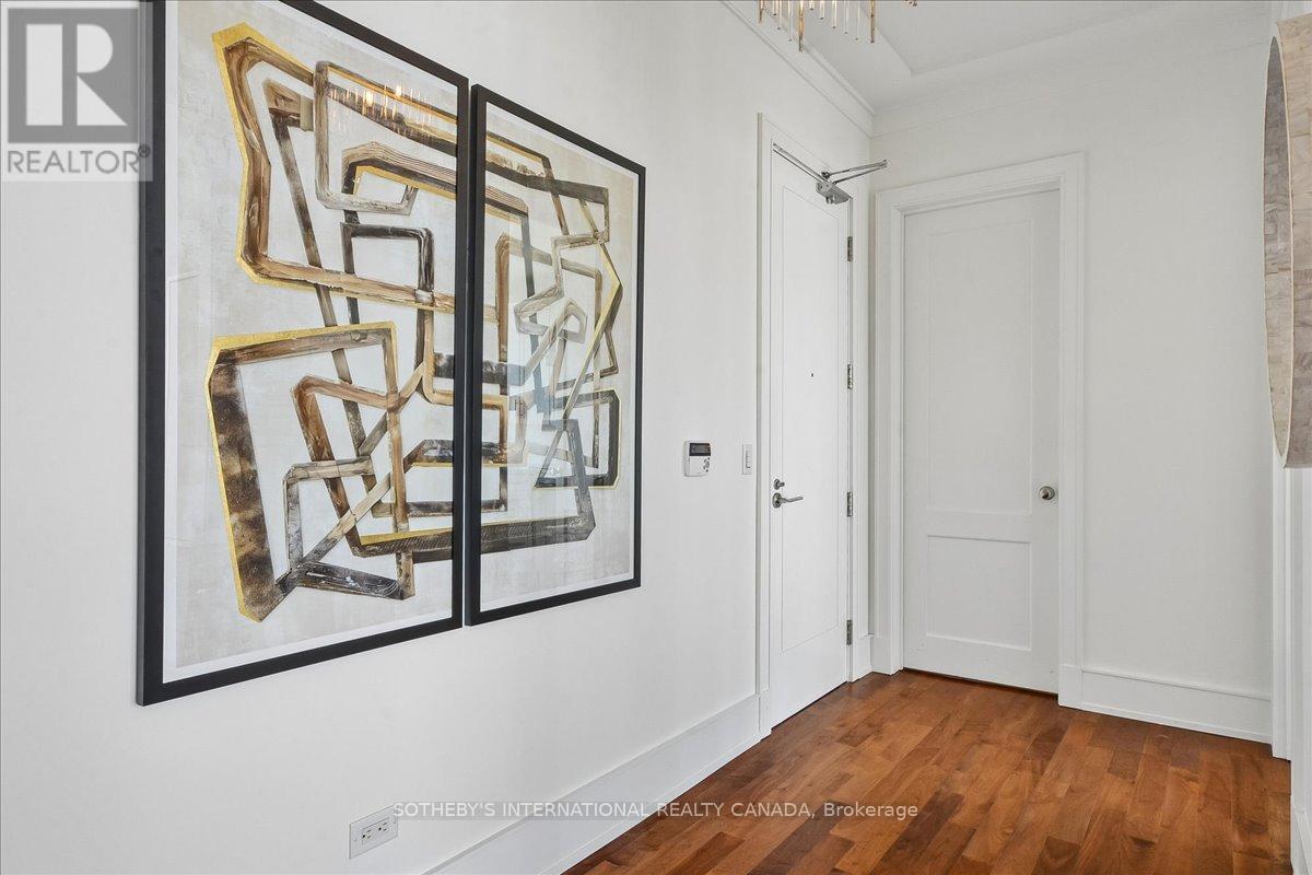 3703 - 183 WELLINGTON STREET W, Toronto (Waterfront Communities), Ontario, M5V0A1 — Photo 7