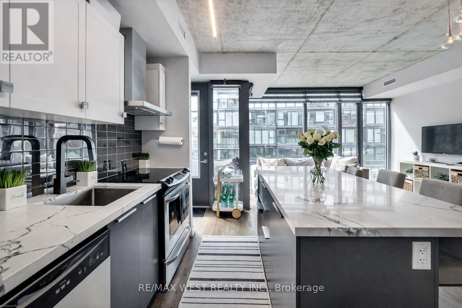 310 - 650 KING STREET W, Toronto (Waterfront Communities), Ontario, M5V0H6 — Photo 12