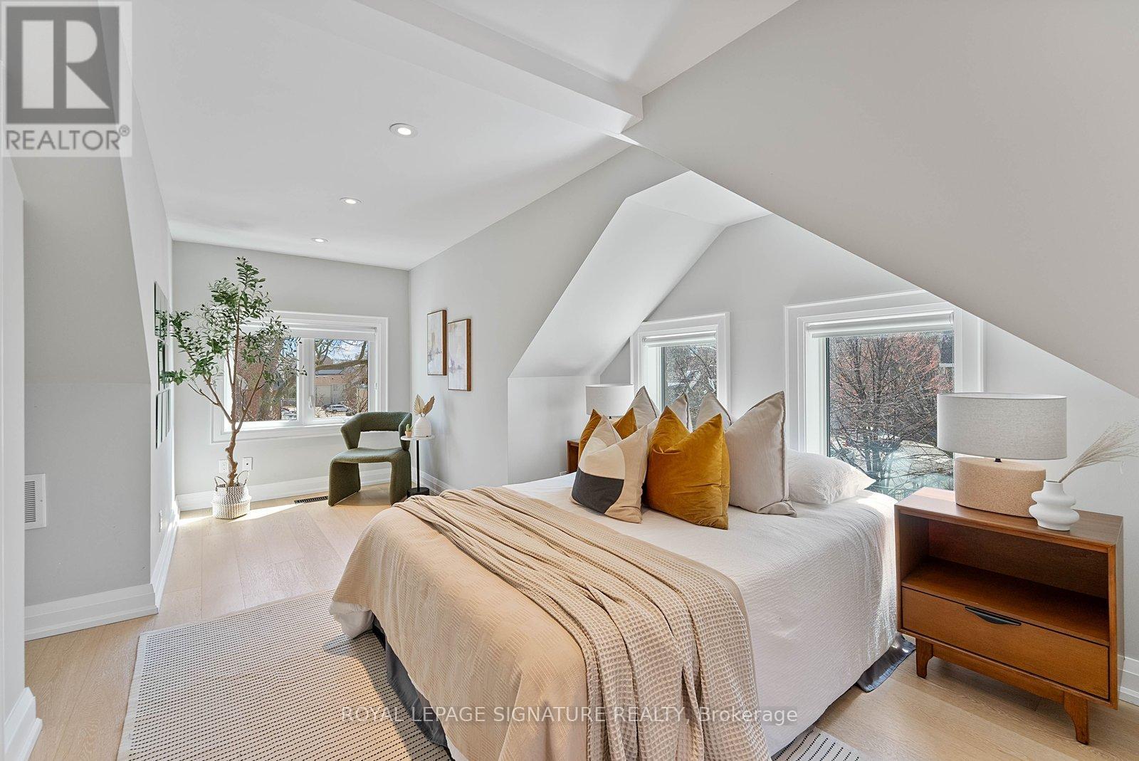 100 SUSSEX AVENUE, Toronto (University), Ontario, M5S1K3 — Photo 17