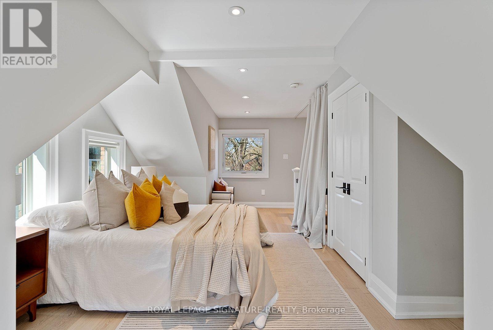 100 SUSSEX AVENUE, Toronto (University), Ontario, M5S1K3 — Photo 20