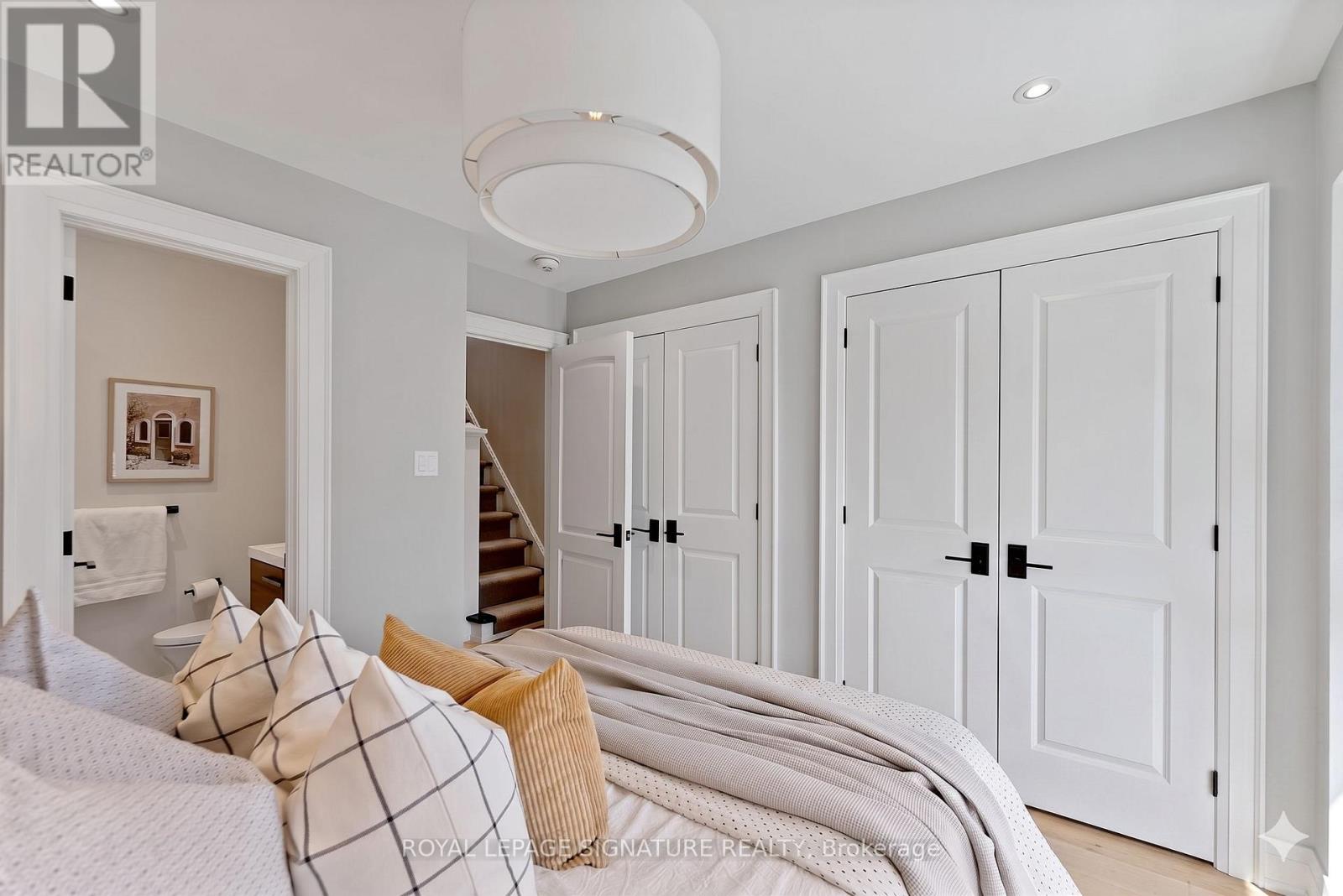 100 SUSSEX AVENUE, Toronto (University), Ontario, M5S1K3 — Photo 23