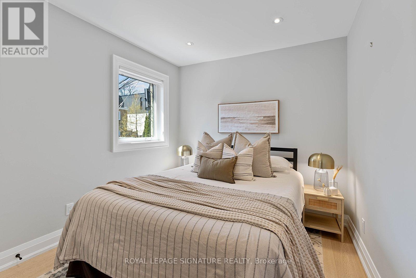 100 SUSSEX AVENUE, Toronto (University), Ontario, M5S1K3 — Photo 30