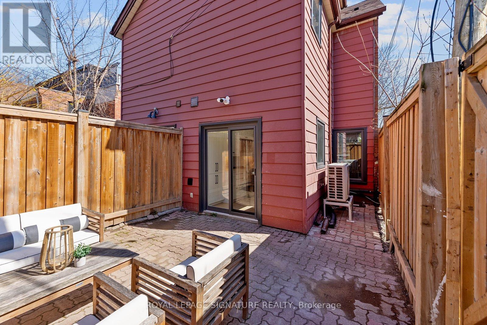 100 SUSSEX AVENUE, Toronto (University), Ontario, M5S1K3 — Photo 37