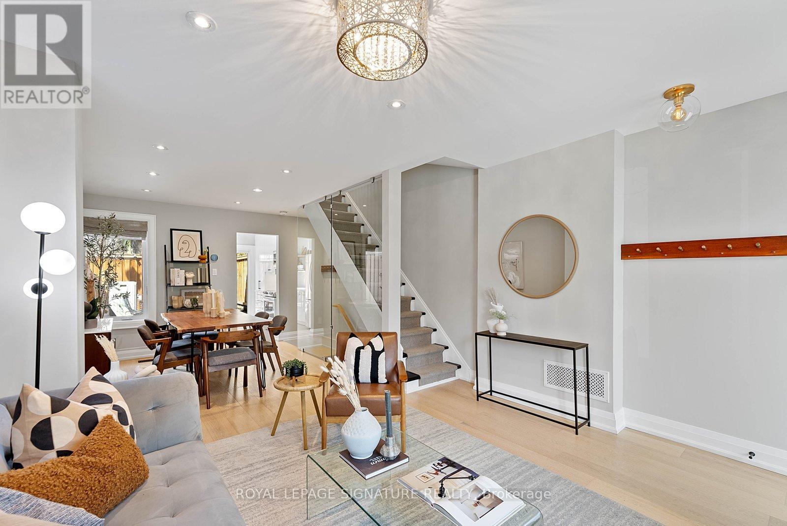 100 SUSSEX AVENUE, Toronto (University), Ontario, M5S1K3 — Photo 5