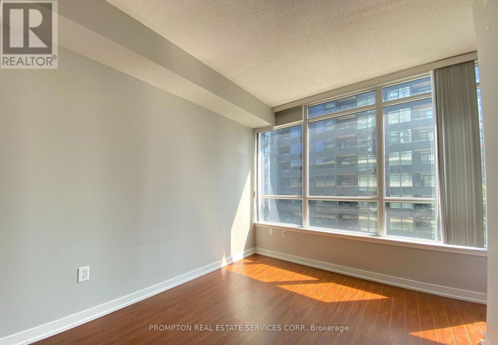 1111 - 8 TELEGRAM MEWS, Toronto (Waterfront Communities), Ontario, M5V3Z5 — Photo 3