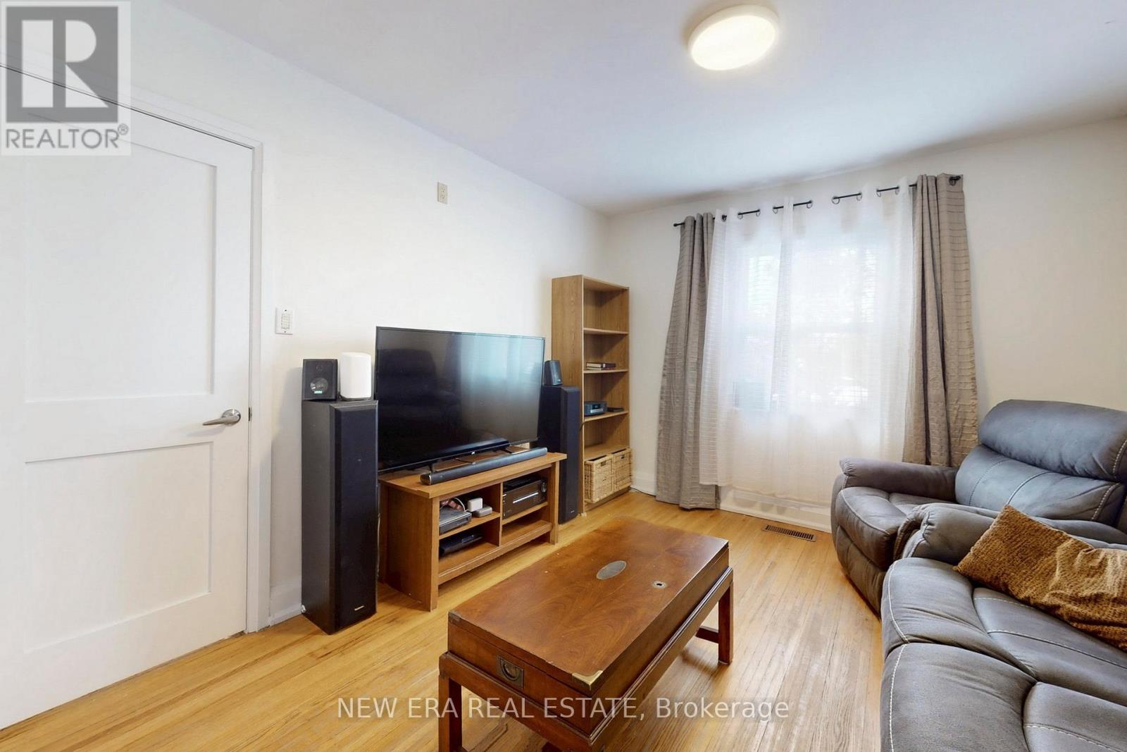 80 RENFIELD STREET, Toronto (Brookhaven-Amesbury), Ontario, M6M4V7 — Photo 5