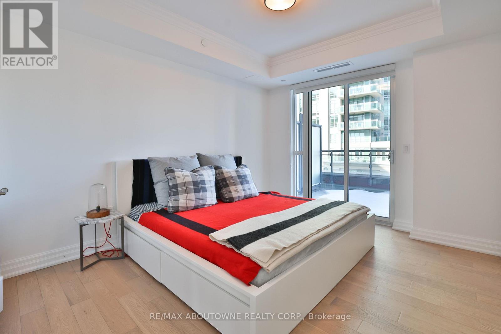 304 - 2060 LAKESHORE ROAD, Burlington (Brant), Ontario, L7R0G2 — Photo 17