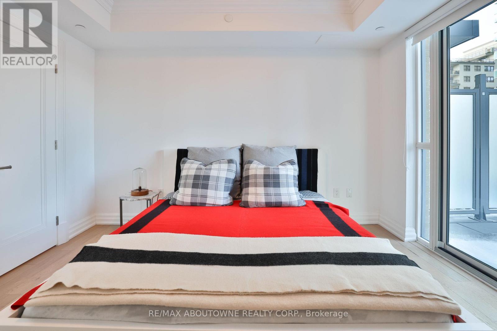 304 - 2060 LAKESHORE ROAD, Burlington (Brant), Ontario, L7R0G2 — Photo 18