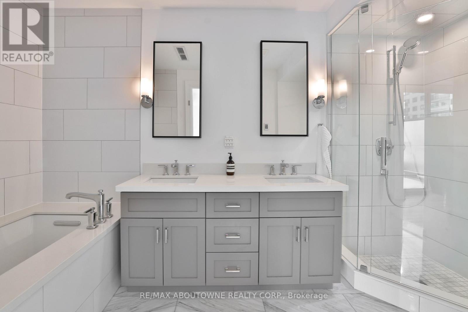 304 - 2060 LAKESHORE ROAD, Burlington (Brant), Ontario, L7R0G2 — Photo 19