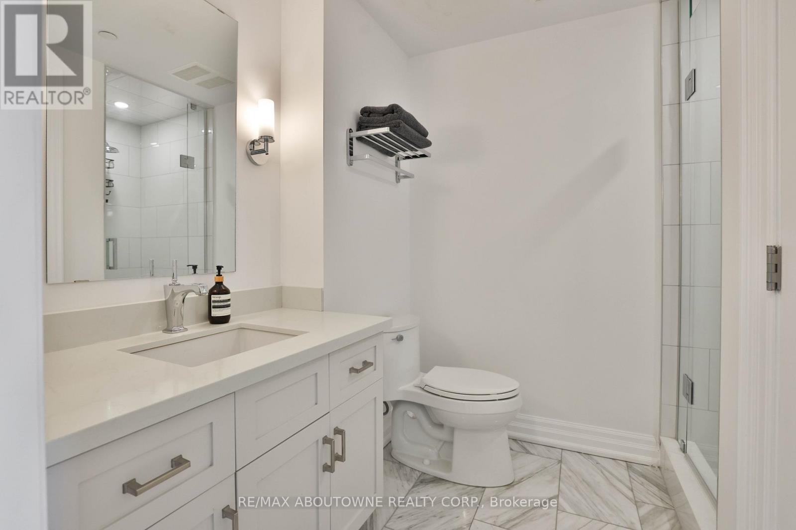 304 - 2060 LAKESHORE ROAD, Burlington (Brant), Ontario, L7R0G2 — Photo 24