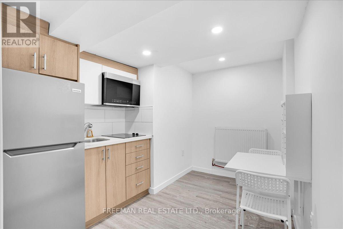 B03 - 15 THORBURN AVENUE, Toronto (South Parkdale), Ontario, M6K1C4 — Photo 8