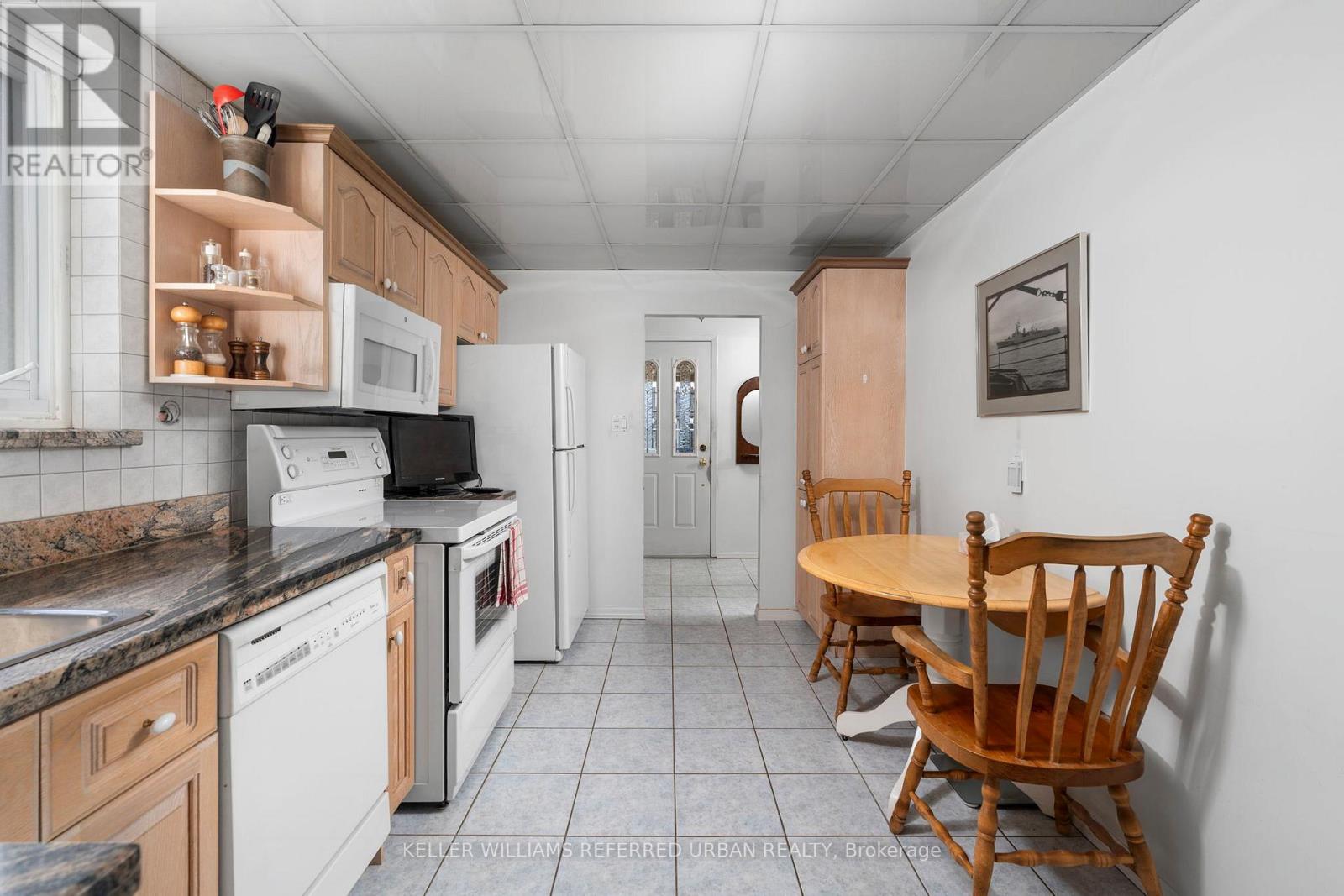 49 NAVENBY CRESCENT, Toronto (Humber Summit), Ontario, M9L1B3 — Photo 10