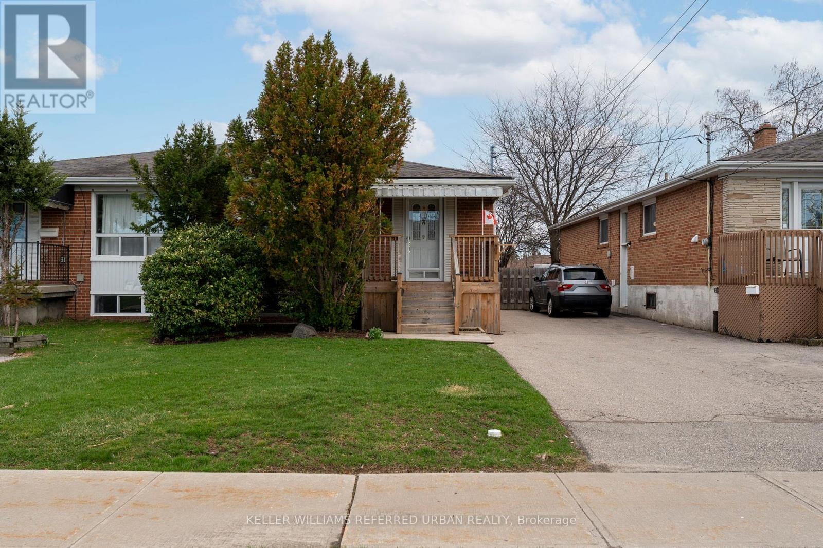 49 NAVENBY CRESCENT, Toronto (Humber Summit), Ontario, M9L1B3 — Photo 3