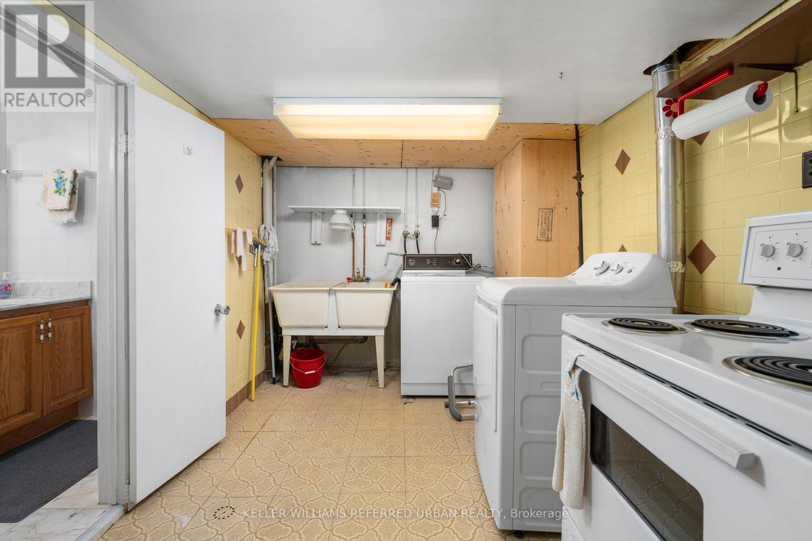 49 NAVENBY CRESCENT, Toronto (Humber Summit), Ontario, M9L1B3 — Photo 34