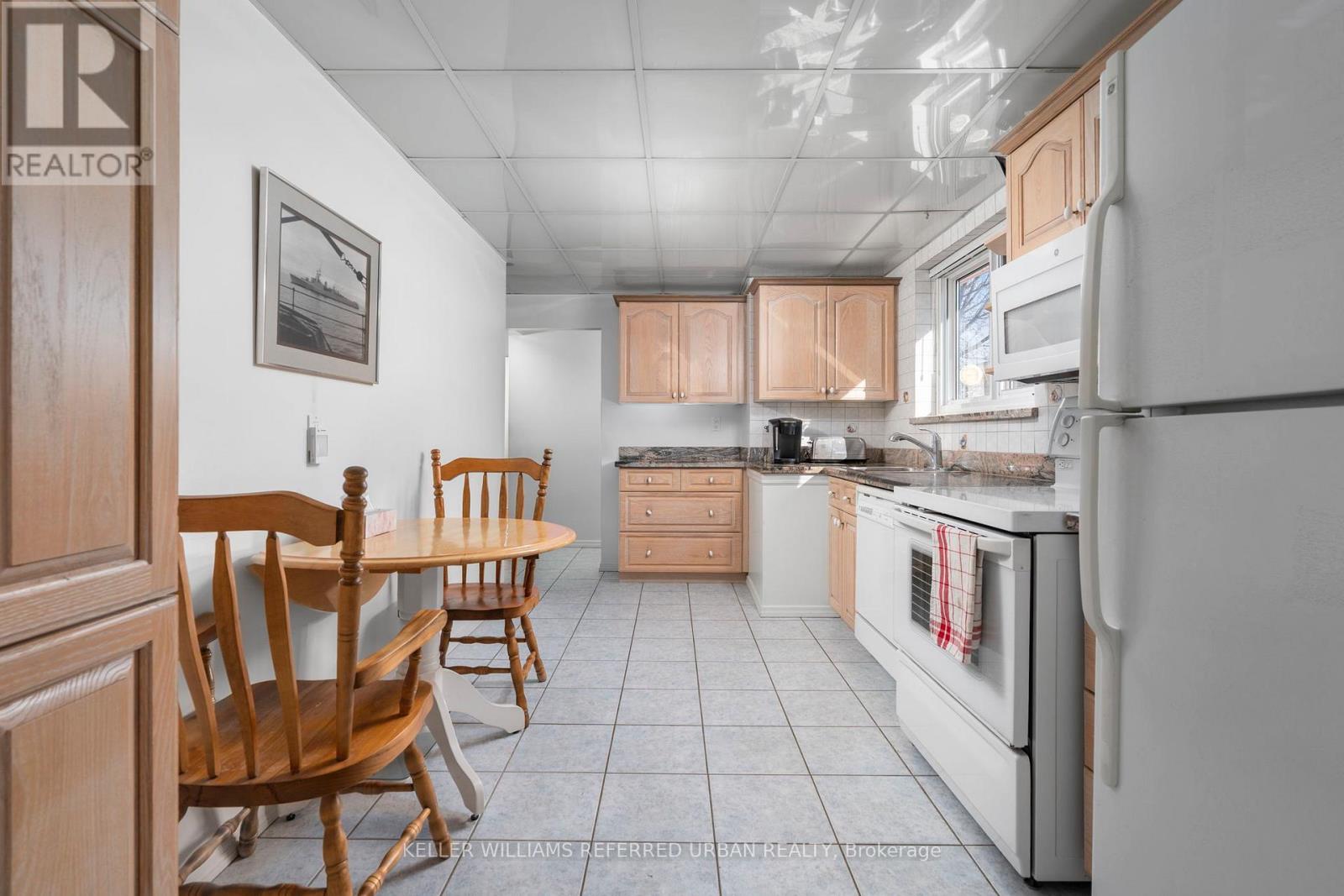 49 NAVENBY CRESCENT, Toronto (Humber Summit), Ontario, M9L1B3 — Photo 6